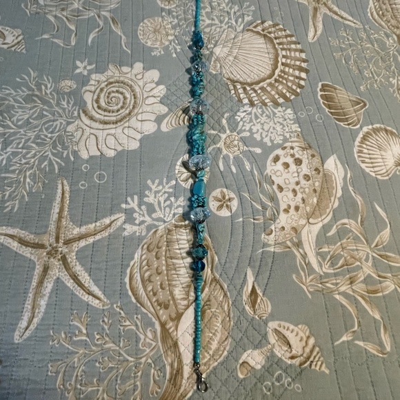 Turquoise beaded necklace - Picture 2 of 3
